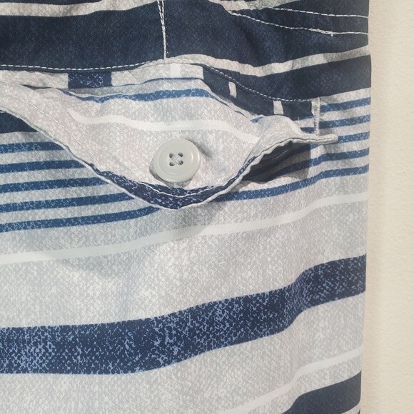 Old navy swim trunks stripped size xl - Picture 4 of 7